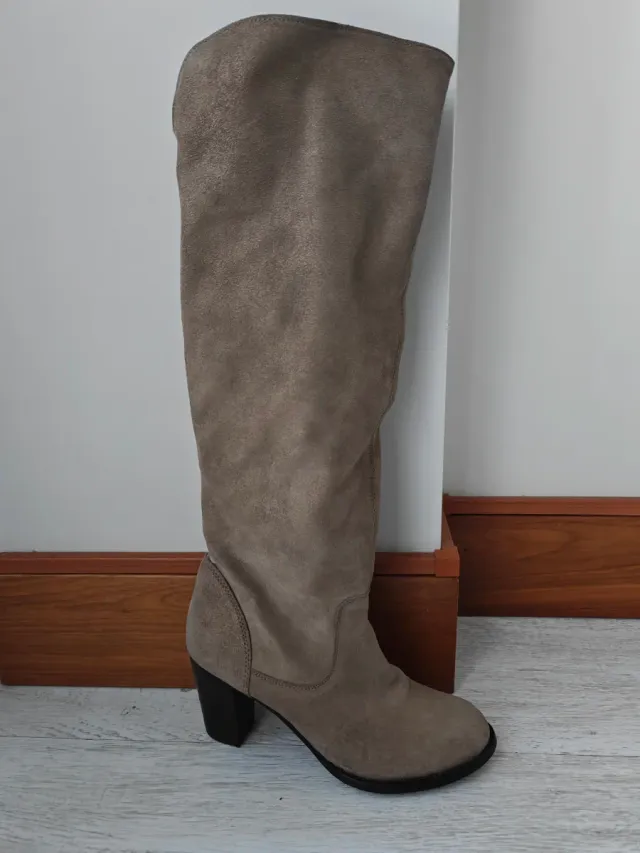 Botas altas de piel