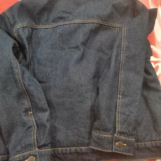 Chaqueta vaquera Pull and Bear con borrego