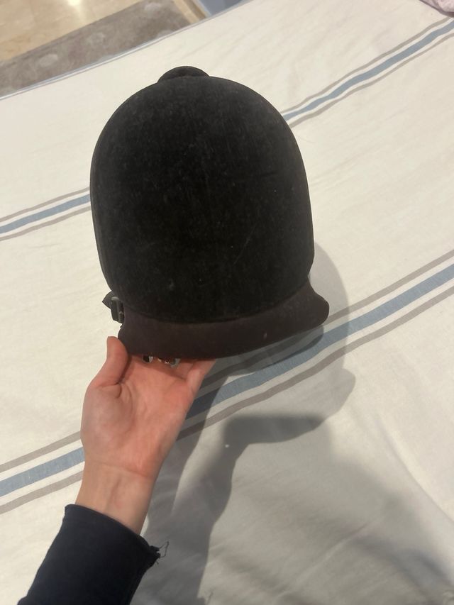 Casco de equitación negro