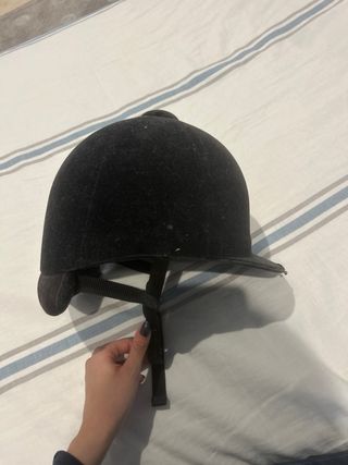 Casco de equitación negro