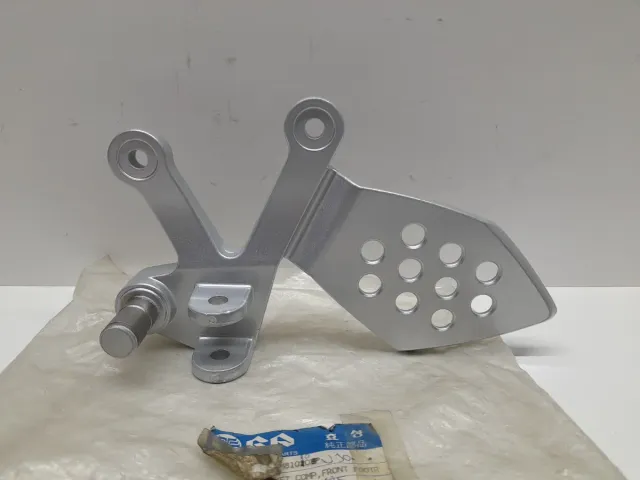 Soporte Estribera Delantera Izquierda Hyosung