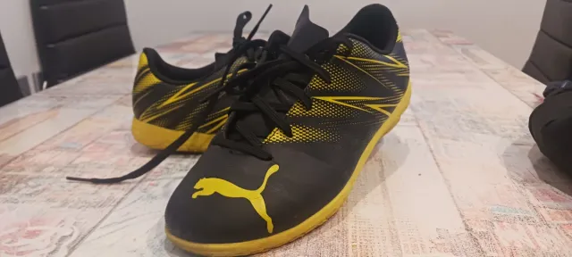 Zapatillas Joma Fútbol Sala Negras y Amarillas