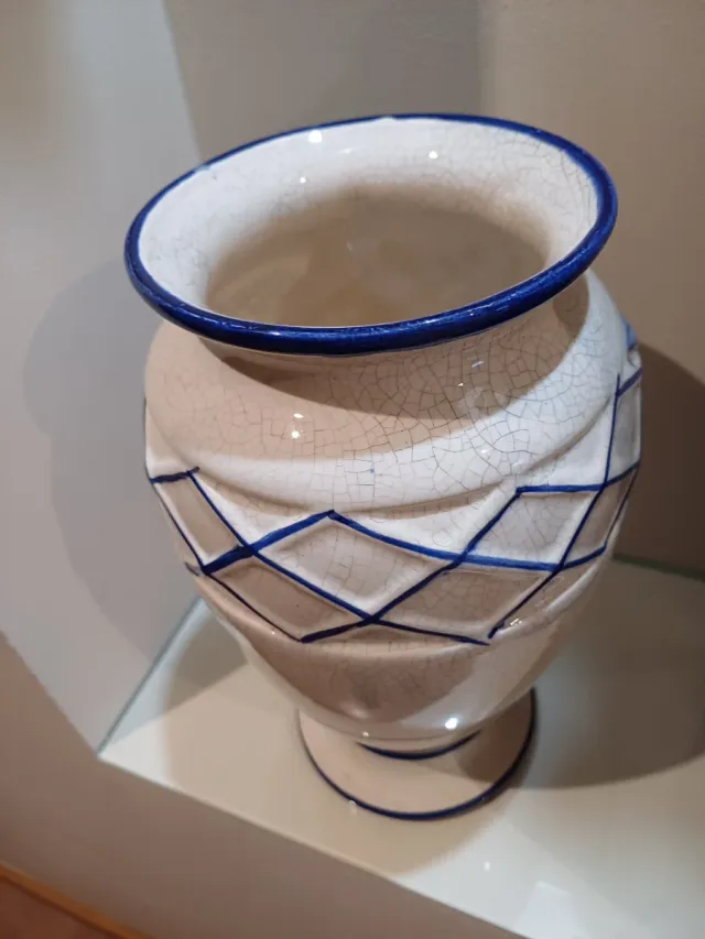 Jarrón Cerámica Diseño Floral Azul y Amarillo