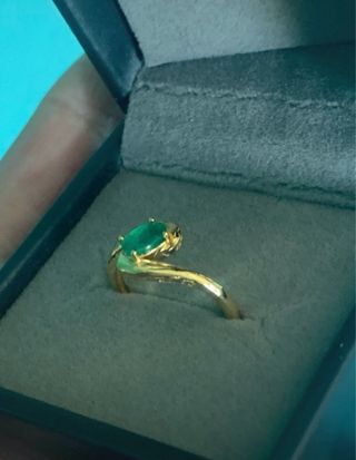 Anillo Esmeralda Natural Ovalada