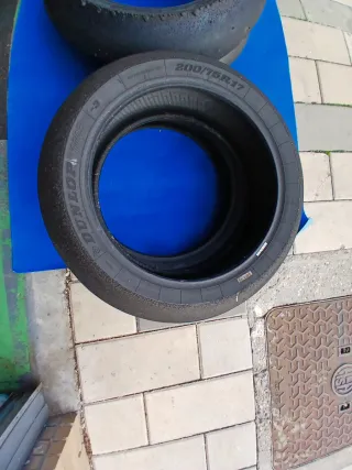 Neumáticos Slick Circuito Dunlop Moto 2 y KR