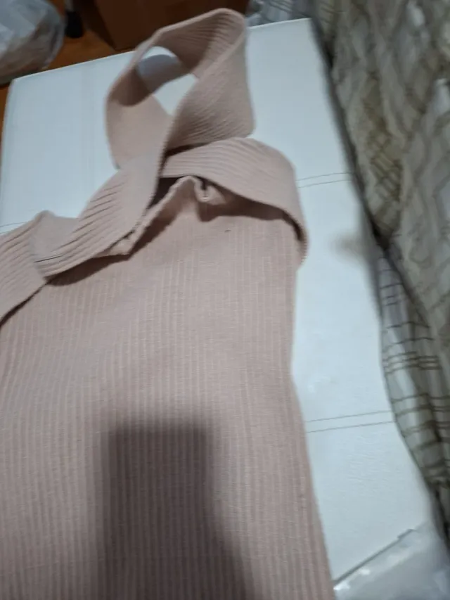 Top punto cuello halter beige talla única