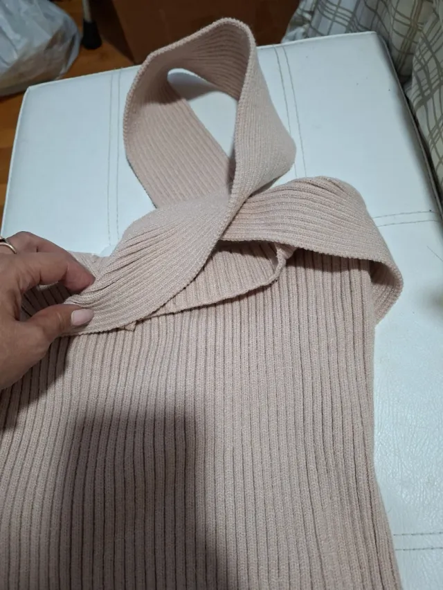 Top punto cuello halter beige talla única