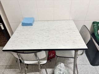 Mesa y 2 Sillas Cocina Vintage