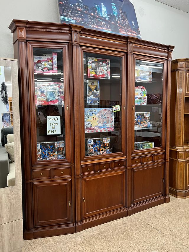 Mueble de salón madera oscura