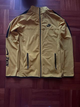 Chaqueta Deportiva Nike Amarilla y Negra