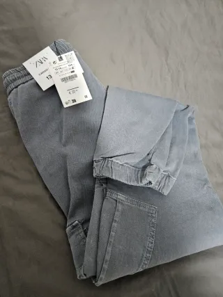 2 Pantalones Cargo Niño. Nuevos. Talla 13-14