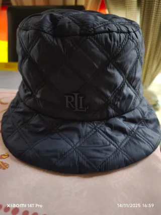 Gorro acolchado azul marino