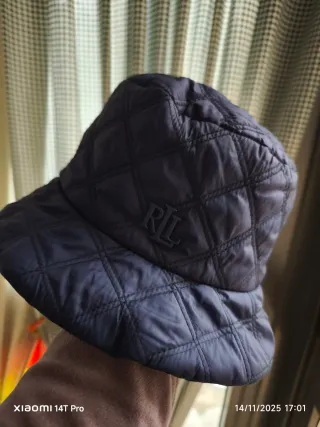 Gorro acolchado azul marino