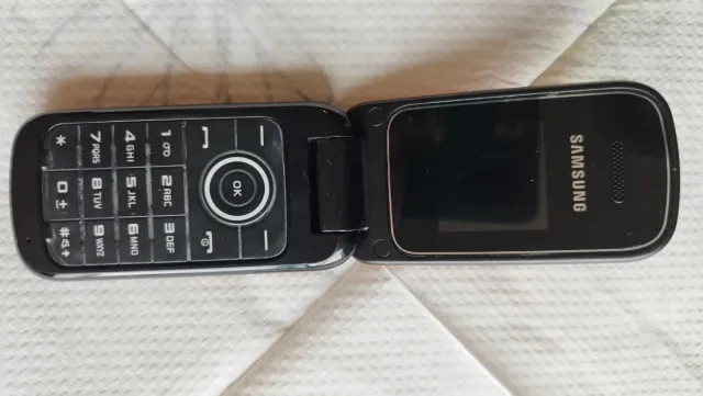 Móvil Samsung Rojo Antiguo
