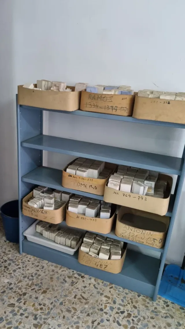 Cauchos para joyería lote 100 a 50 euros