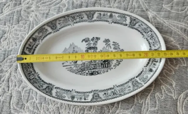 Sopera, fuente y salsera Vargas Segovia