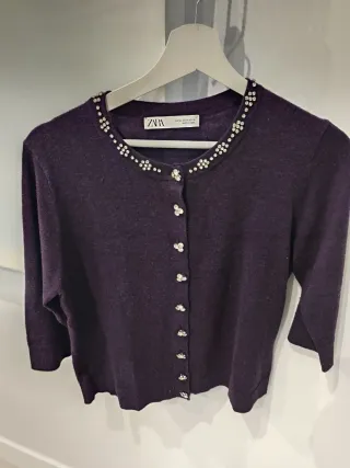 Chaqueta Zara Morada Adornada