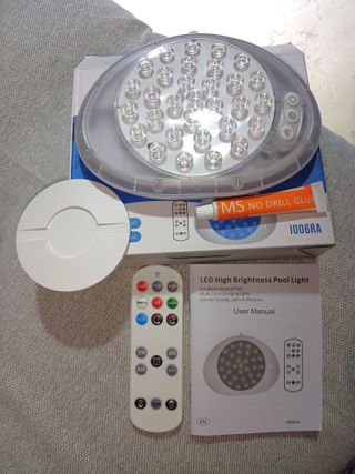 Luci LED per piscina sommerse ricaricabili