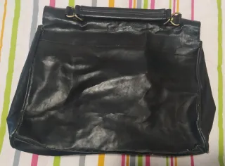 Bandolera negra con estampado de pájaros