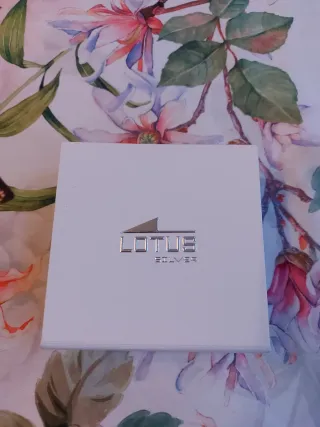 Caja Lotus Silver - Vacía