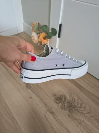 Converse con plataforma talla 39 color gris