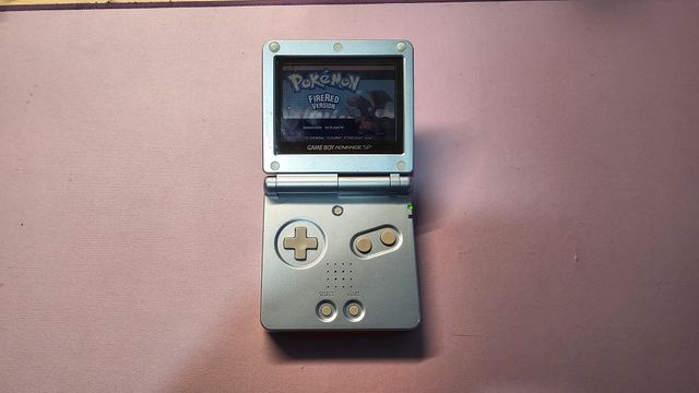 Nintendo Game Boy Advance SP Azul Ártico + 2 Juego