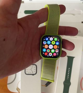 Apple Watch 7 GPS + Pulsera Pandora negociable