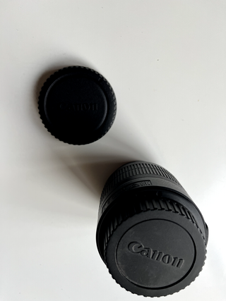 Canon Eos 600D con due obiettivi fotocamera reflex