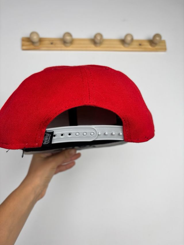 Gorra Vans Snapback Roja/Gris Los Angeles