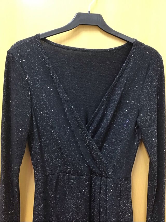 Vestido fiesta negro con brillos
