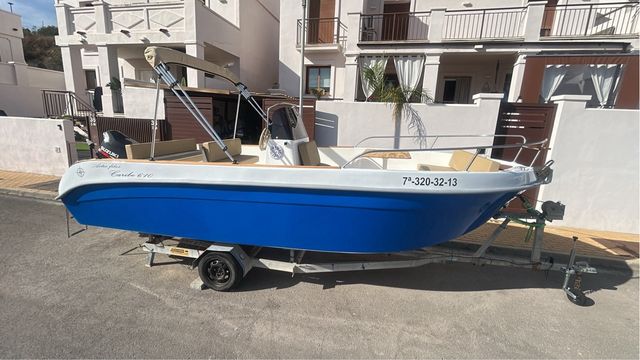 Embarcación Astec Fiber Caribe 610 12 Personas