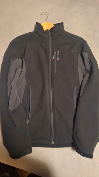 Vendo chaqueta quechua