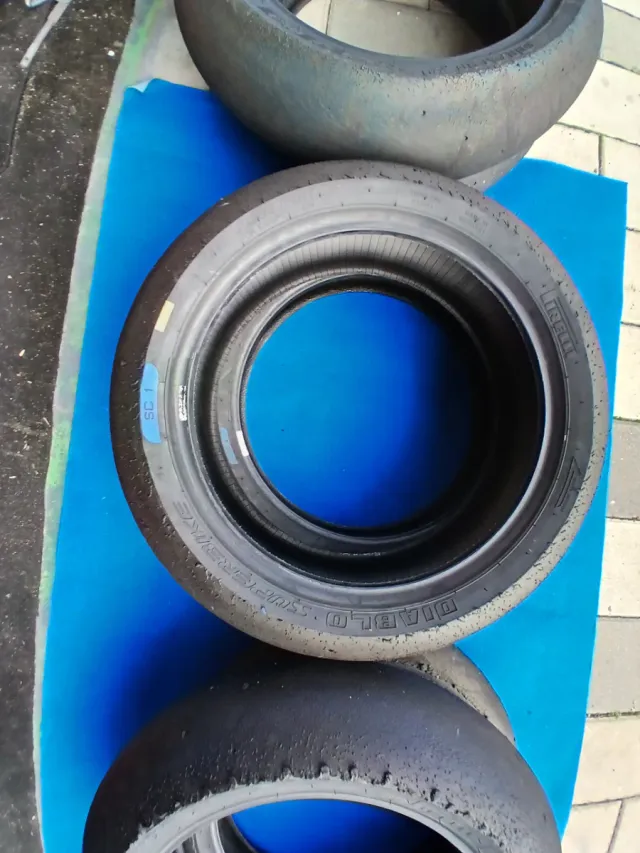 Neumáticos Slick Pirelli Diablo Superbike Slick SC