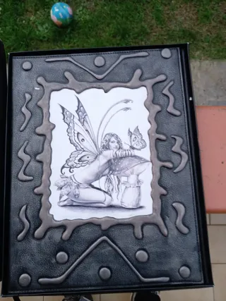 Grande agenda disegno di Selina fenek di una sua