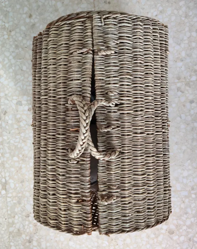 Cesta mimbre antigua