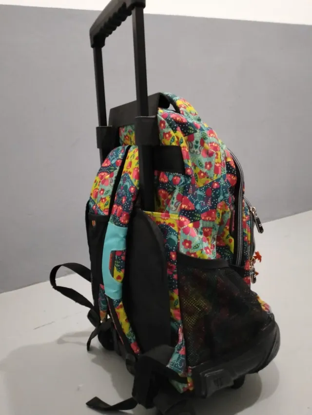 Mochila con ruedas infantil Totto