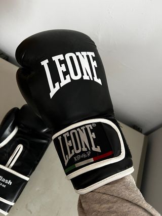 Guantes de boxeo Leone negros 14oz