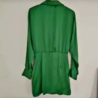 Vestido verde satinado Zara Talla S