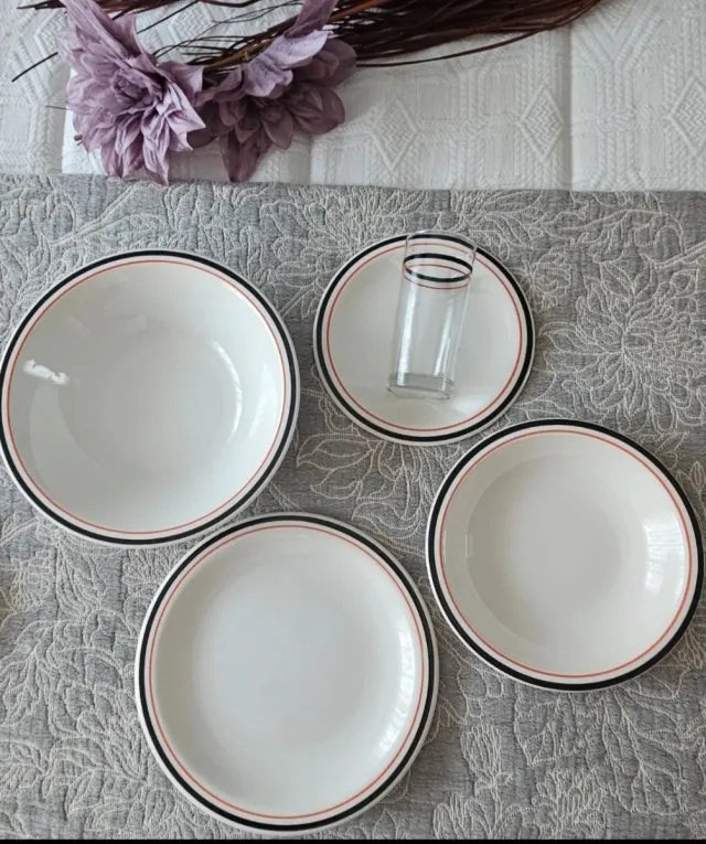 Vajilla 6 servicios + 6 vasos + 1 ensaladera