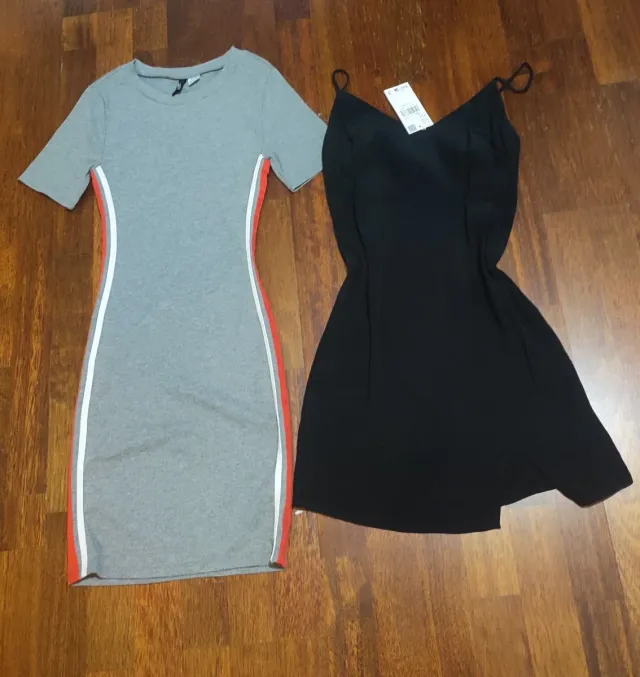 Lote 2 vestidos XXS