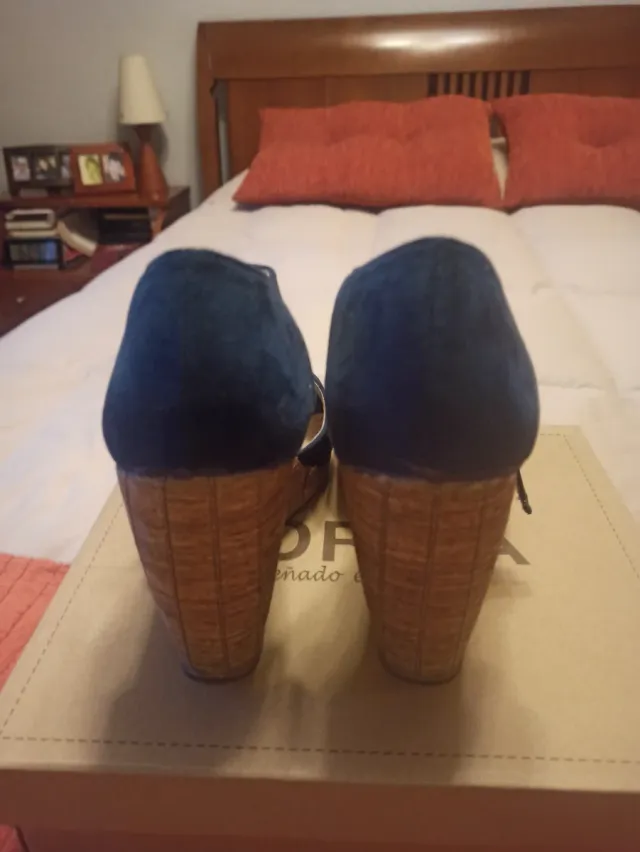 Cuñas azules de tiras