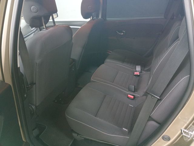 Renault Scenic 1.5 dci 110 cv limited