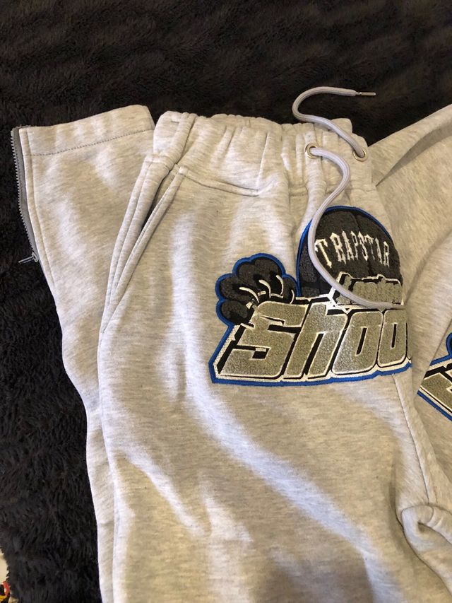 Conjunto Trapstar Sudadera y Pantalón Gris Talla S