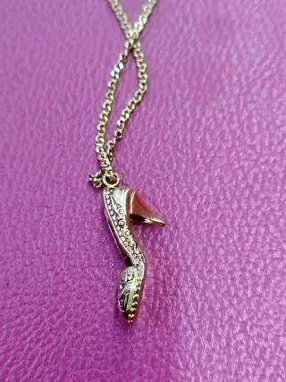 Colgante zapato tacón antiguo