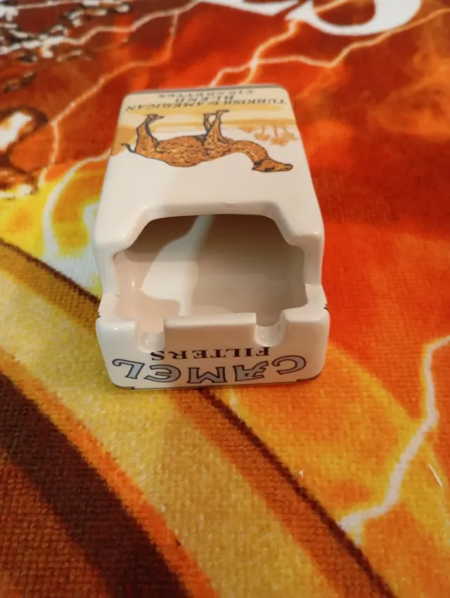 Cinzeiro Camel Vintage