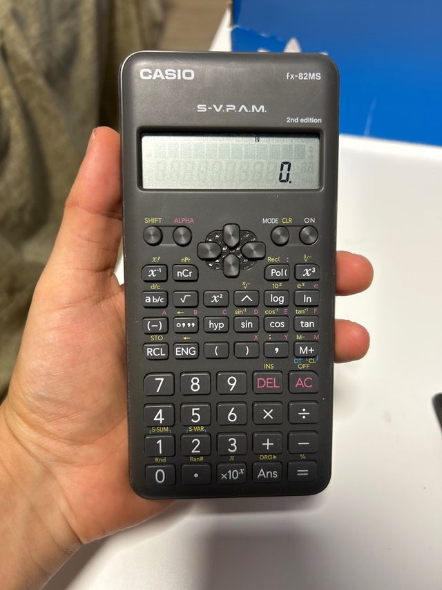 Calculadora Casio fx-82MS S-V.P.A.M.