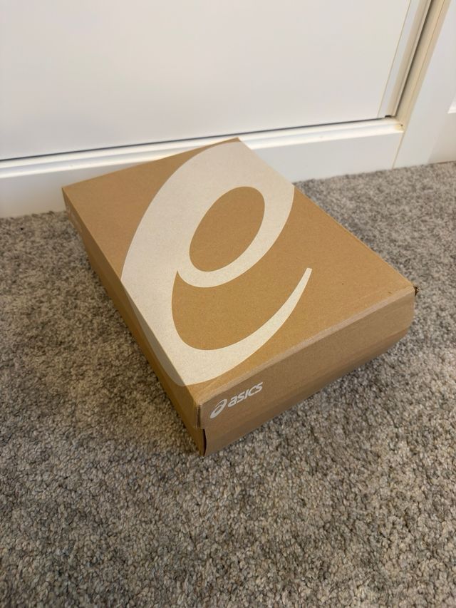 Asics Gel Kayano 14 Talla 43.5 Plata