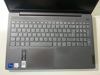 Portátil Lenovo IdeaPad 5 15ITL05