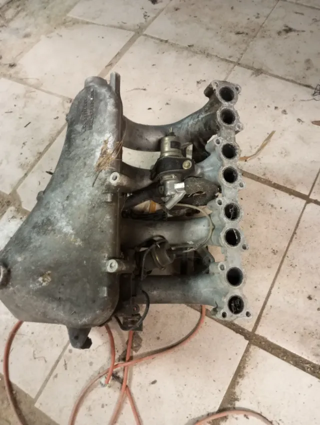 Admisión Mercedes 190 2.3 16v