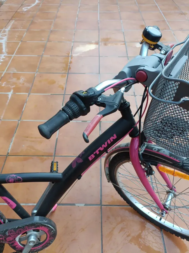 Bicicleta infantil BTWIN rosa